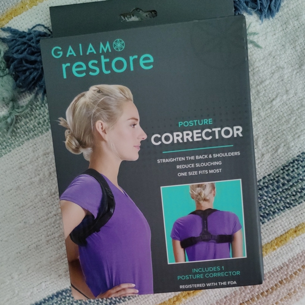 Gaiam Restore Posture Corrector